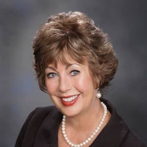 Meet your Posher, Debra